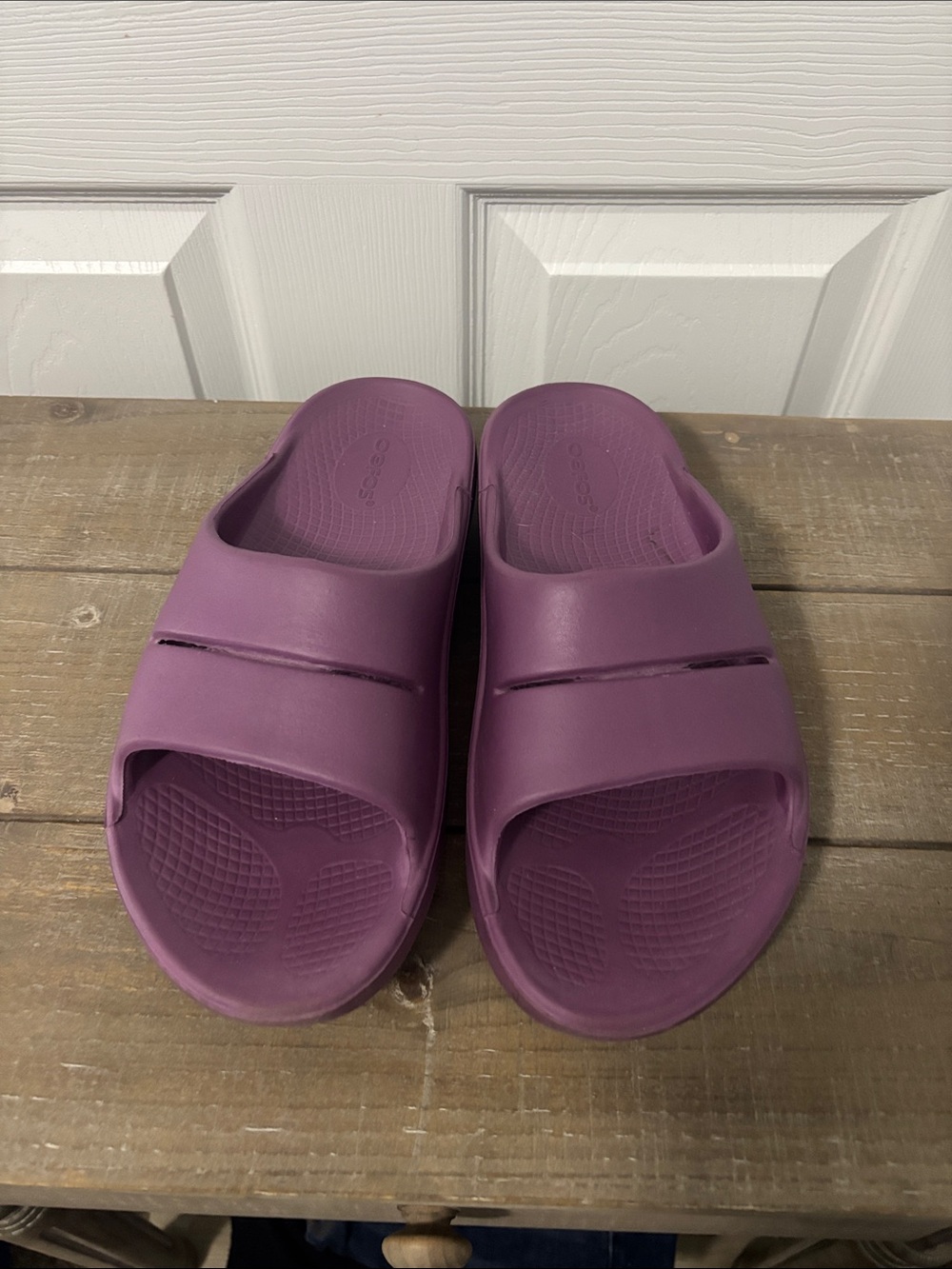 OOFOS Purple Comfort Slide Sandals